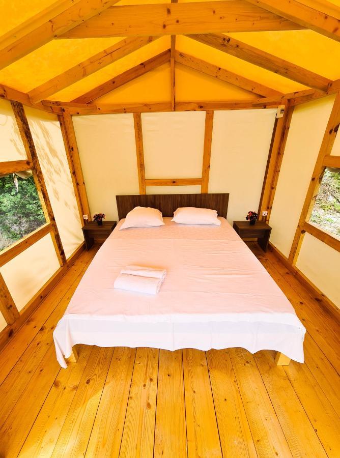 Divoto Glamping Hotell Baltsjik Eksteriør bilde